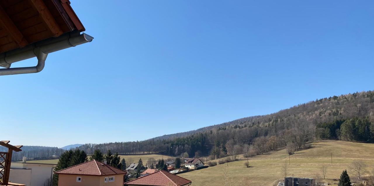 Schones Apartment Mit Terrasse, Mitten Im Grunen Stattegg Buitenkant foto